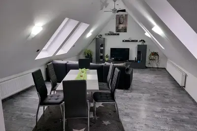 Image de Bright modern 110sqm apartment, incl. Wlan and parking, up to 6 persons,