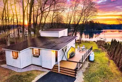 Image de Lakefront - King - PetsOK - W&D - Fire Pit - Kayak