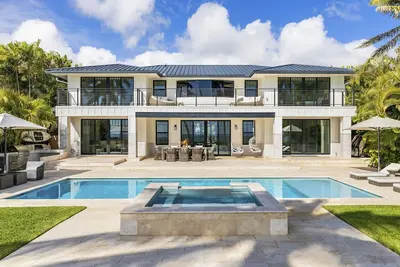 Image de Luxury Estate w/Chef's Kitchen, Ocean View, Private Pool & Spa: Niu Beach Estate