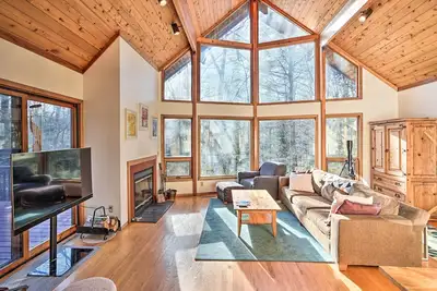 Image de Berkshires Cabin 2 Mi to Appalachian Trail!