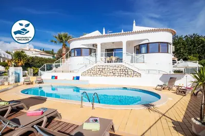 Image de Villa with heatable pool & sea view, Albufeira