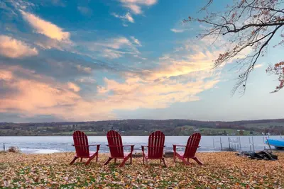 Image de Beautiful Waneta Lake Front Cottage! Kayaks! Wine Country Flx