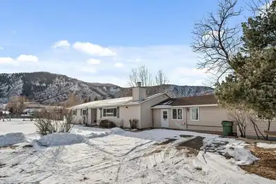 Image de Spacious/Secluded 2 Acres Remodeled Walk To Willit