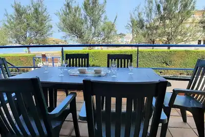 Image de Appartement familial avec jardin et terrasse proche de la plage à Llançà