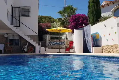 Image de Maison de vacances, piscine privative idéal pour 2 couples avec enfants.