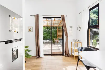 Image de Tropical Tiny House with Private Pool