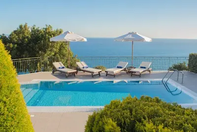Image de Villa Penelope, Boundless Sea and Mountain Views With Private Swimming Pool