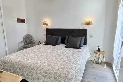 Image de Maison au calme/ plage à 10 min à pied. Wifi 5pers. Parking