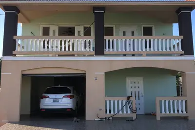 Image de Vacation home close to beach and great views
