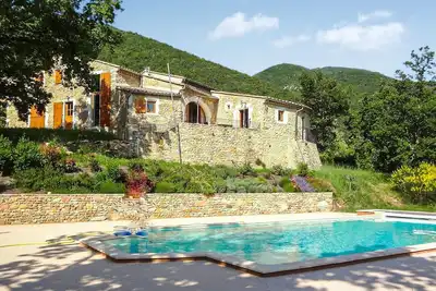 Image de Belle maison à Dieulefit avec WiFi