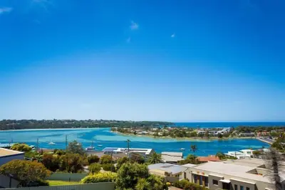 Image de Panoramic Townhouses By Lisa 3 bedroom pet friendly apartment.