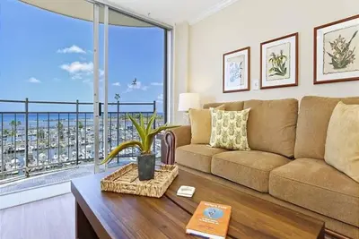 Image de Dlx Oceanview Waikiki1Br Condo. . . Stunning Ocean/Marina Views!