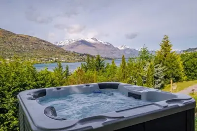 Image de Alpine Escape - Elevated Views with Spa