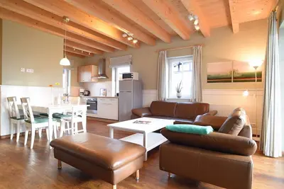 Image de House on the willow - left