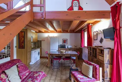 Image de Chalet Mitoyen 3 Chambres, Terrasse, Proche Centre Cauterets, Navette Ski Gratuite