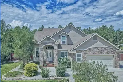 The Lodge in Woodlake area Sleeps 10
