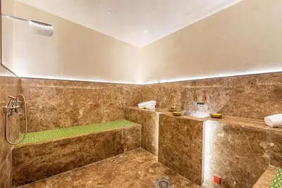 Image de villa modern avec piscine chauffée