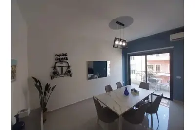 Image de 24/7 Elec. with Elevator - 2br Apt. - Mar Mkhael