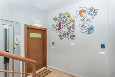 Image de 24/7 Elec. with Elevator - 3br Apt. - Mar Mkhael