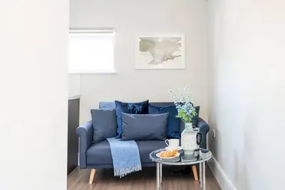 Image de Lovely 1-Bedroom Apartment in Cardiff City Centre