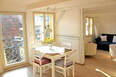 Image de ⭐️ himmlischer Hof - relaxation in a listed building from 1477, 4-6 p, 70m², fireplace/terrace/p