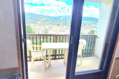 Image de Charmante location de vacances Gérardmer avec terrasse et superbe vue + Tennis