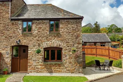 Image de Cosy Converted Barn Cottage in Peaceful Rural Wooded Setting, Close to the Coast