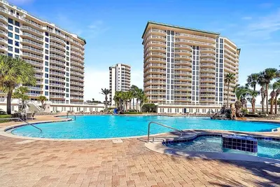 Image de Gulf View Escape | 2br Luxury + Resort Perks
