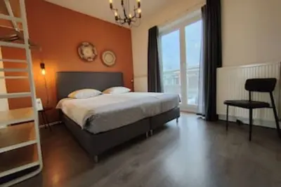 Image de Seapoint, apartment with balcony and sea view