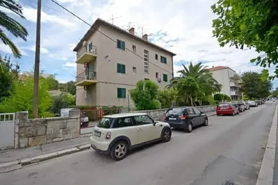 Image de Appartement dans Split avec Balcon, Climatisation, Wifi, Machine à laver (4656-1)