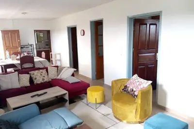 Image de House in a silent neighborhood perfect for the family!