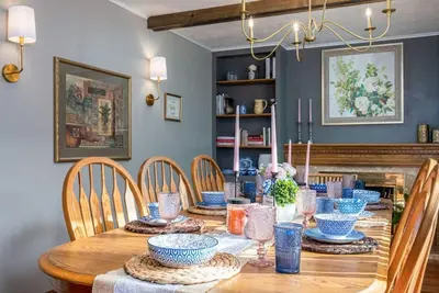 Image de Almar · English Charm, 4beds, 3bath, Host 8+king and Queen