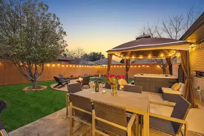 Zen Back Yard with Hot Tub & Firepit: Spa at Home