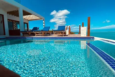 Image de Villa Belvedere: A Luxurious and Private Oceanfront Retreat in North Caicos