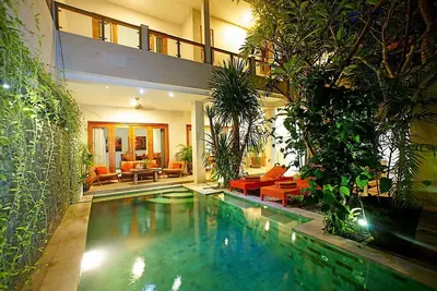 Image de Ob2010 - 2, 5 bedroom Villa in Oberoi/Seminyak