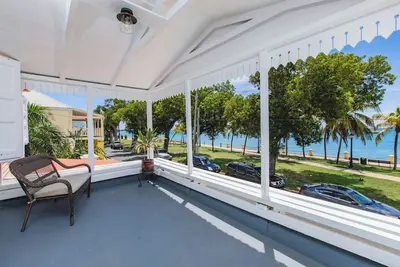 Image de Ocean front 2 bedrooms suite with personal balcony