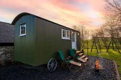 Image de The Pleasant Hut At Mountpleasant Farm, with a garden in Roose