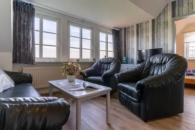 Image de Beautiful vacation apartment on a horse farm on the edge of the harbor town of Tönning