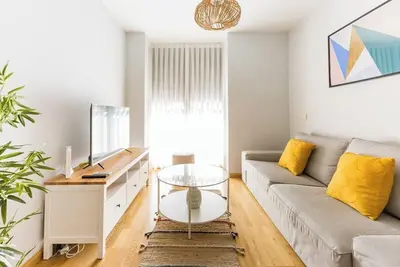 Vivodomo - Free parking, super bright, 2bed/2bath