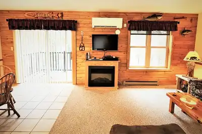 Image de Red Pines - Elk Lake Condo #3 | 2 Bed, 1 Bath
