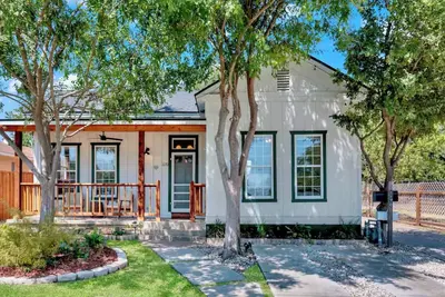 Image de Peaceful Austin Cottage l Private Yard l Centrally Located