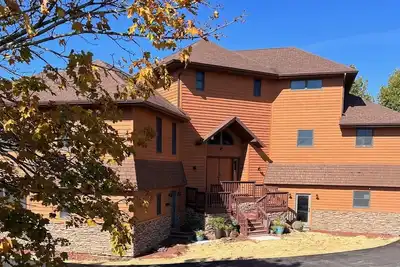 Image de Summerdale Cottage - Huge Galena Territory Retreat