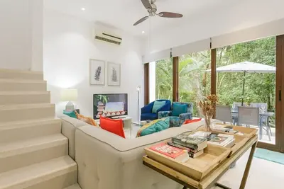 Image de Villa Serenidad in Akumal steps from the Beach!