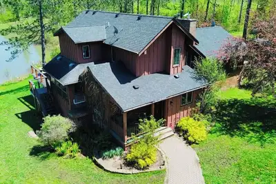 Image de Lester River Pines Home • Privacy • Sauna • Pond • River • Dog Friendly