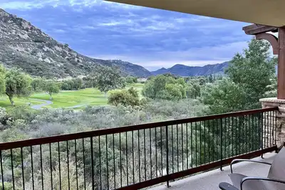 Image de Luxury 2-Bedroom Villa at Mountain Villas, The Welk, San Diego Area