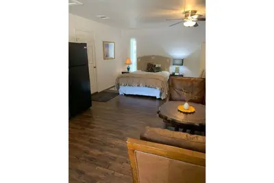 Image de A New Cozy & Beautiful Studio Home