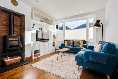 Image de Charming 3 Br House - garden & parking Near Cs Lewis park