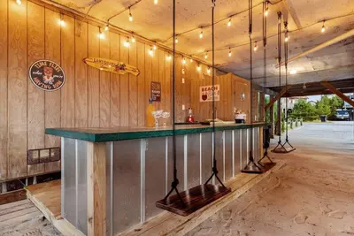 Image de Dogs Welcome, 25 Yards to Beach Access, Private Pool & Hot Tub