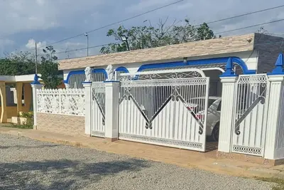 Image de Very peacefull place, 15 minute from airport and the beach, supermarket  4 min