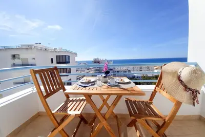 Image de T1 Colina Ferias 8c Familia, A/C & Vista Mar C/ Ga